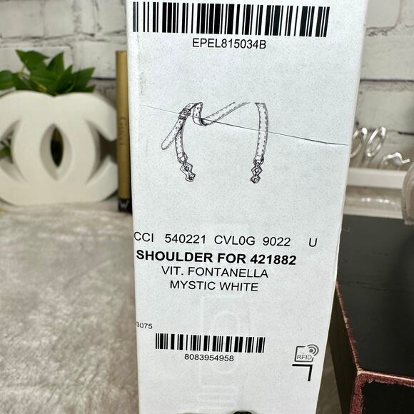 Gucci cream MYSTIC WHITE leather crossbody adjustable shoulder strap BRAND NEW - Picture 4 of 4